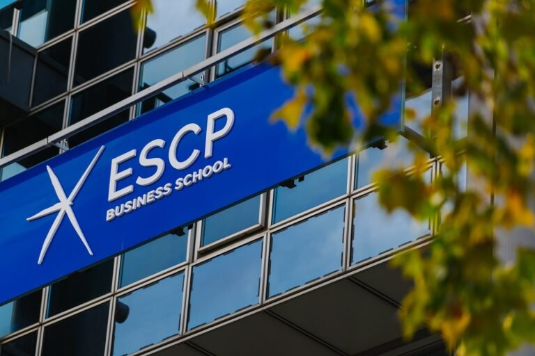 FE News | ESCP Business School ranks once again among top 5 in Financial Times European Business School 2024 ranking 1